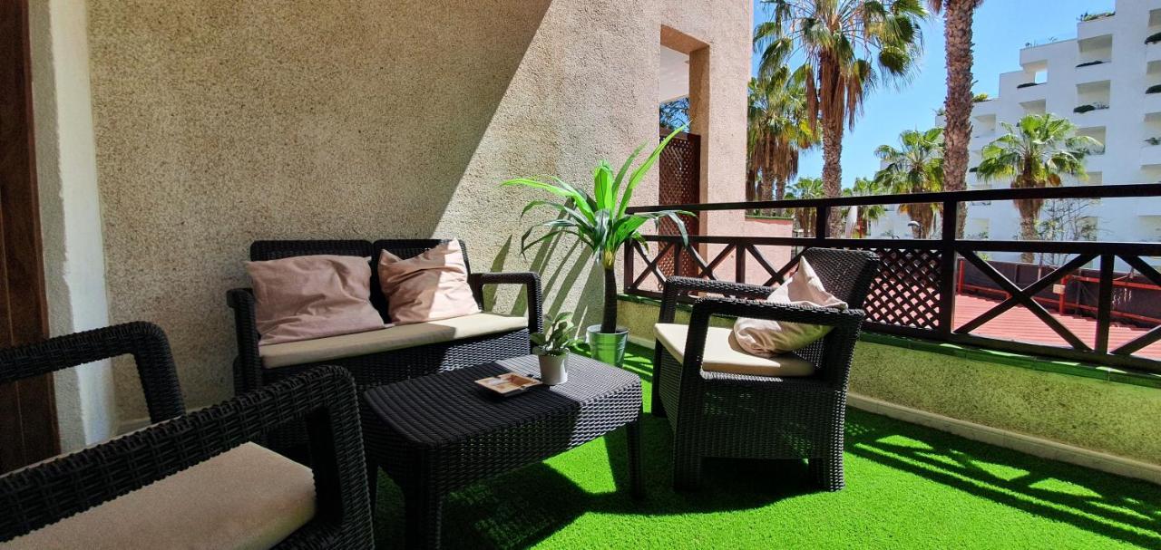 Spectacular Renovated Apartment, 5 Min To Camison Beach, With Aircon أرونا المظهر الخارجي الصورة