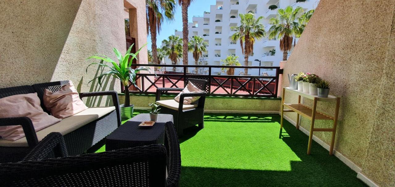 Spectacular Renovated Apartment, 5 Min To Camison Beach, With Aircon أرونا المظهر الخارجي الصورة