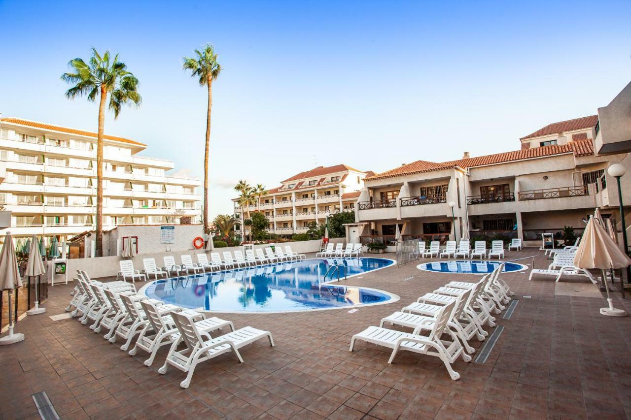Spectacular Renovated Apartment, 5 Min To Camison Beach, With Aircon أرونا المظهر الخارجي الصورة